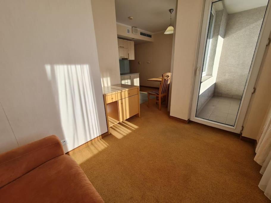 10q - Z6 405 Apartamento Varsovia