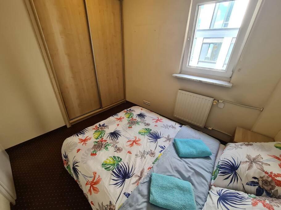 10q - Z6 405 Apartamento